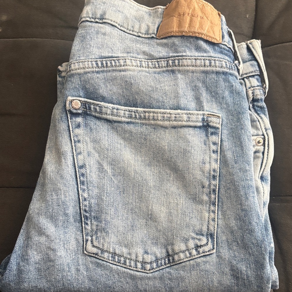 H&M Light Wash Denim Jeans - Blue